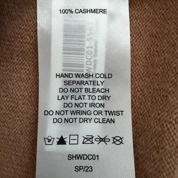 Quince Cashmere V-Neck, Sweater, NEVER WORN. Sz M, Honey colored - Picture 9 of 9